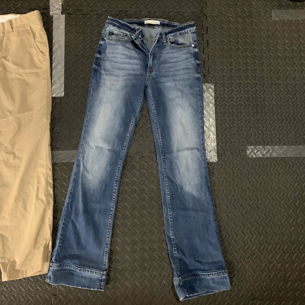 Women’s Jean Kancan